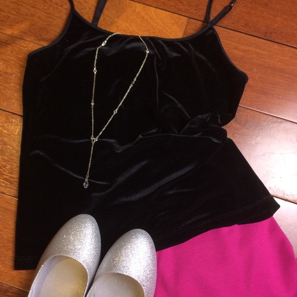 Cuddl Duds Tops - Black Velvet Camisole / Tank Top With Built-In Bra